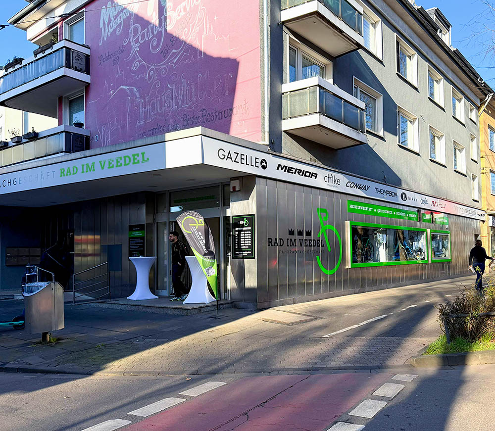 Rad im Veedel eröffnet ein neues Fahrradfachgeschäft in Köln Poll
